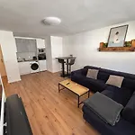 Neu Design Loft Naehe Medienhafen Mit Balkon