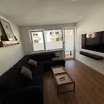 Neu Design Loft Nähe Medienhafen Mit Balkon Apartment Düsseldorf