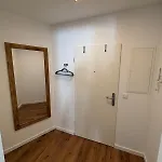 Neu Design Loft Nähe Medienhafen Mit Balkon * Düsseldorf